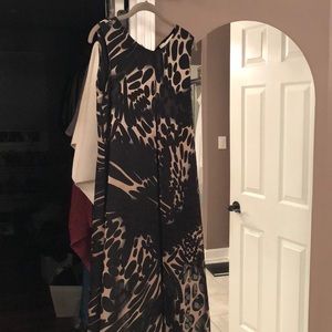 New with tags, party /going out dress